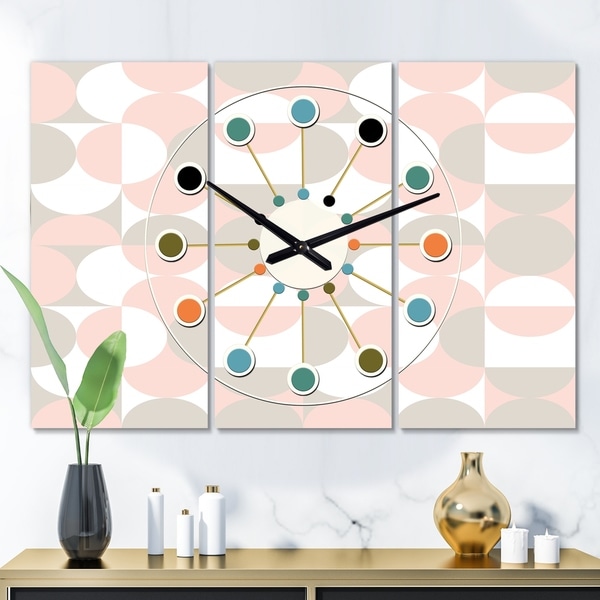 Designart 'Retro Circular Pattern III' Oversized Mid-Century wall clock - 3 Panels - 36 in. wide x 28 in. high - 3 Panels