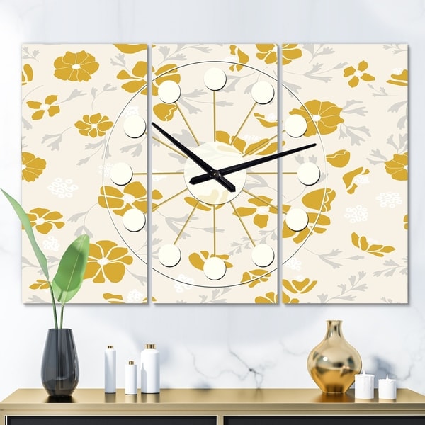 Designart 'Retro Handdrawn Poppies III' Oversized Mid-Century wall clock - 3 Panels - 36 in. wide x 28 in. high - 3 Panels
