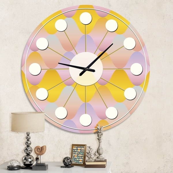 Designart 'Golden Geometrical Diamond Pattern II' Mid-Century wall clock