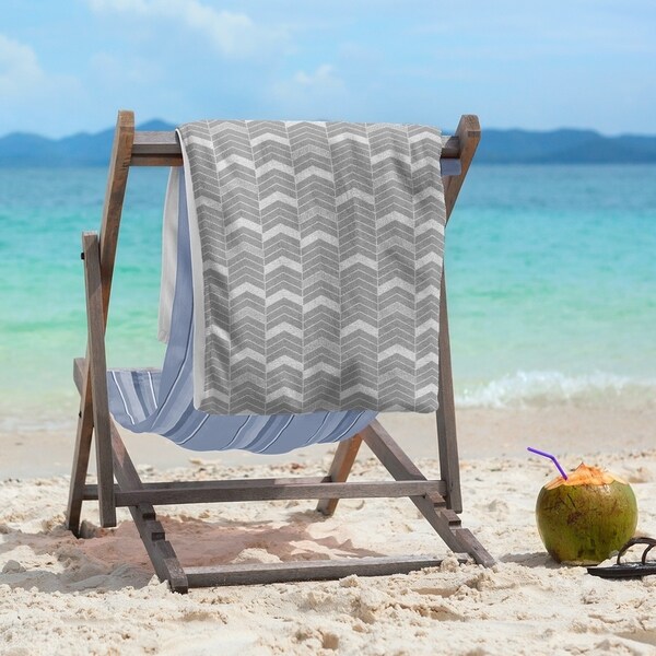 Single Color Lined Chevrons Beach Towel - 36 x 72