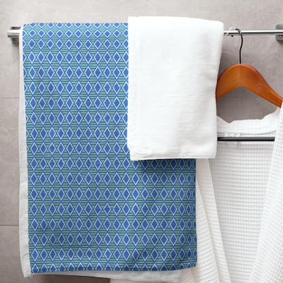 Two Color Geometric Diamonds Bath Towel - 30 x 60