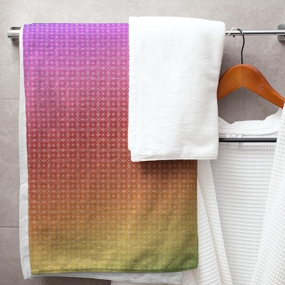 Ombre Doily Pattern Bath Towel - 30 x 60