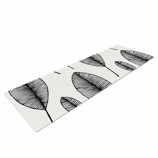 black and white yoga mat