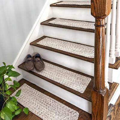 nuLOOM Solid Indoor/Outdoor Braided Stair Treads (Set of 13)