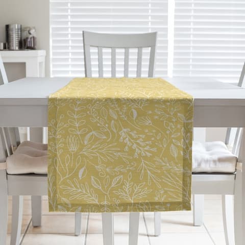 Classic Ditsy Floral Pattern Table Runner