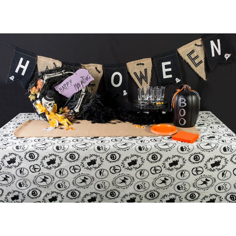 DII Haunted House Table Runner
