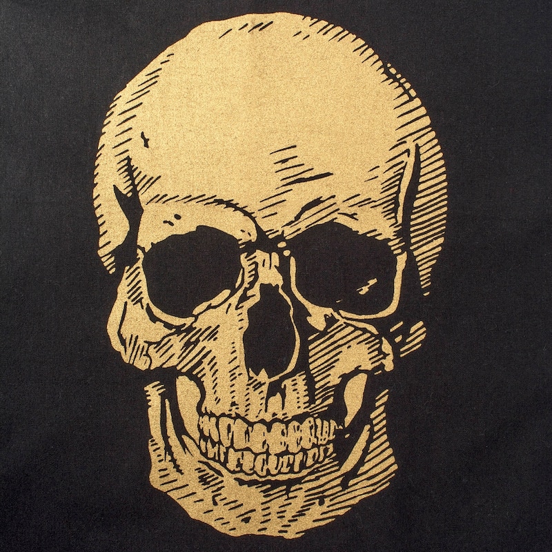 DII Haunted House Table Runner