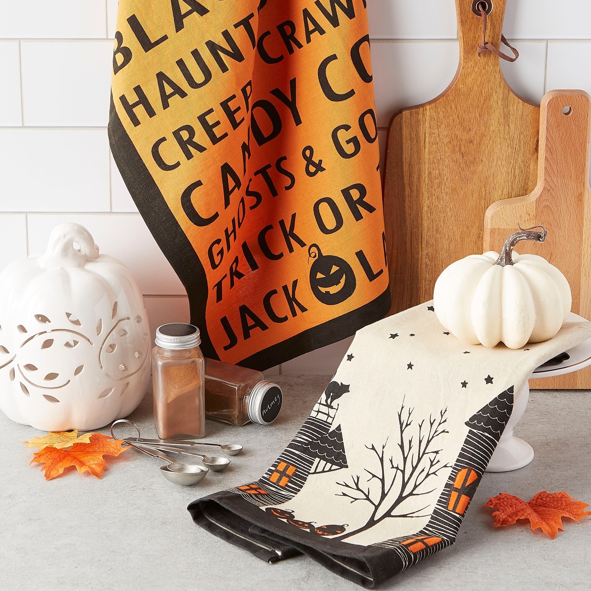 https://ak1.ostkcdn.com/images/products/28530313/DII-Assorted-Halloween-Embellished-Dishtowel-Set-of-3-02f62492-b41c-4d93-8722-cc258e29f270.jpg