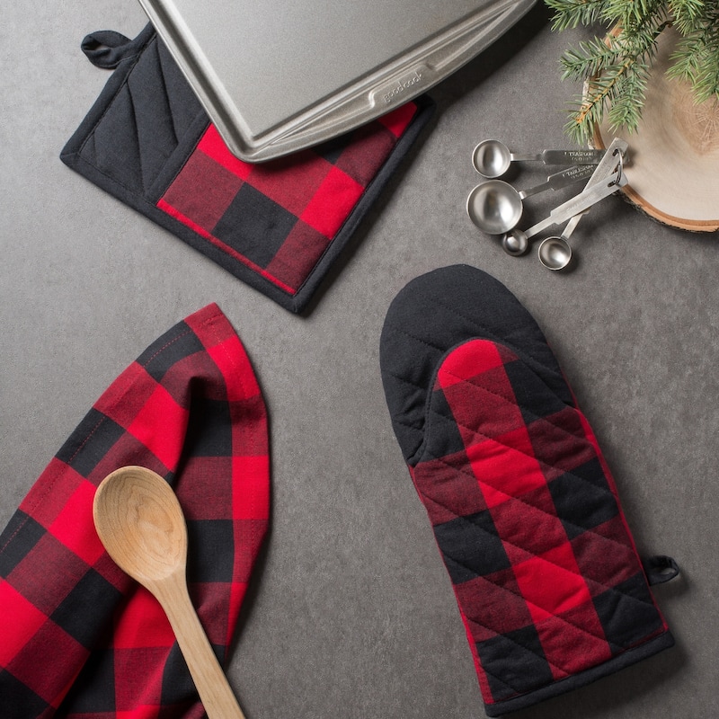 DII Buffalo Check Oven Mitt (Set of 2)