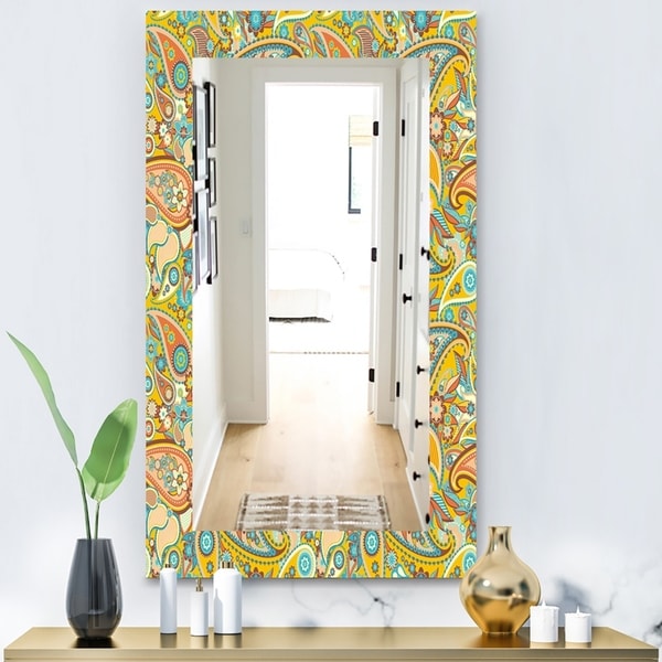 Designart 'Paisley 7' Bohemian and Eclectic Mirror - Wall Mirror - Gold