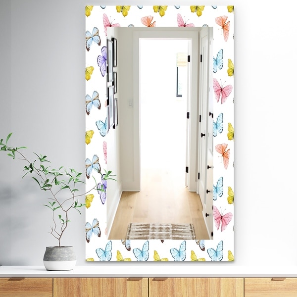 Designart 'Butterfly 1' Traditional Mirror - Wall Mirror - White