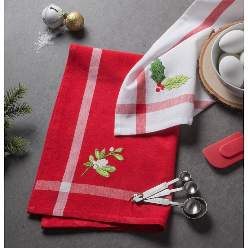 DII Winter Celebration Printed Dishtowel (Set of 2)