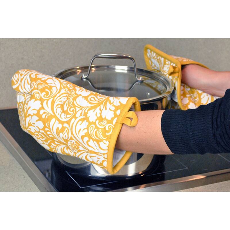 DII Damask Oven Mitt & Potholder Set