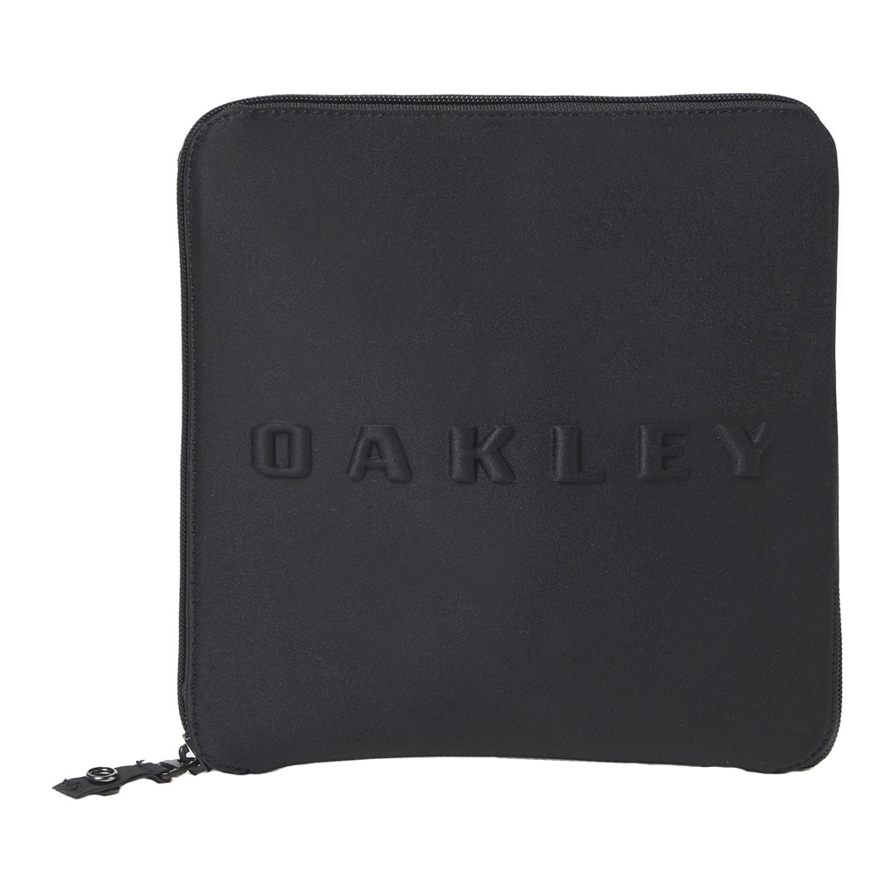 oakley packable duffle