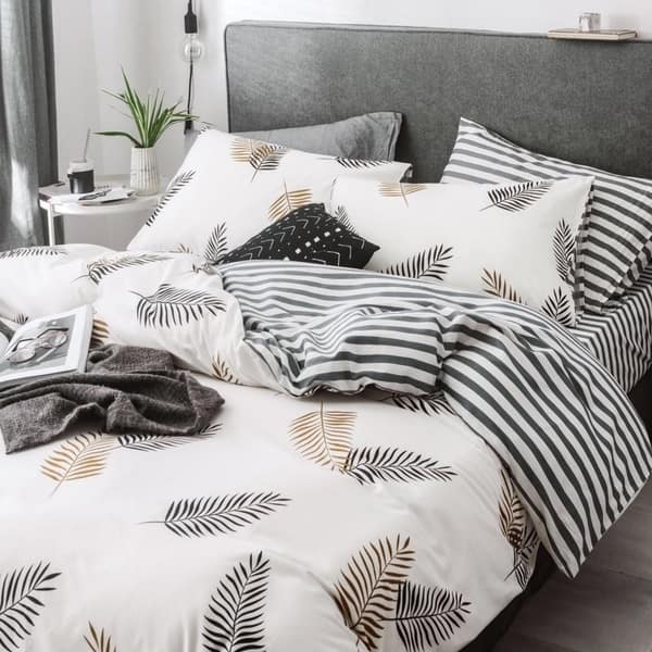 Shop Porch Den Hannah Feather Pattern Cotton Queen Full Duvet