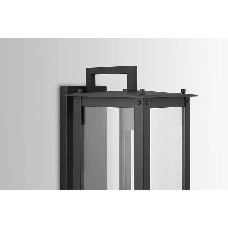 Hunt 1-light Black Outdoor Wall Lantern