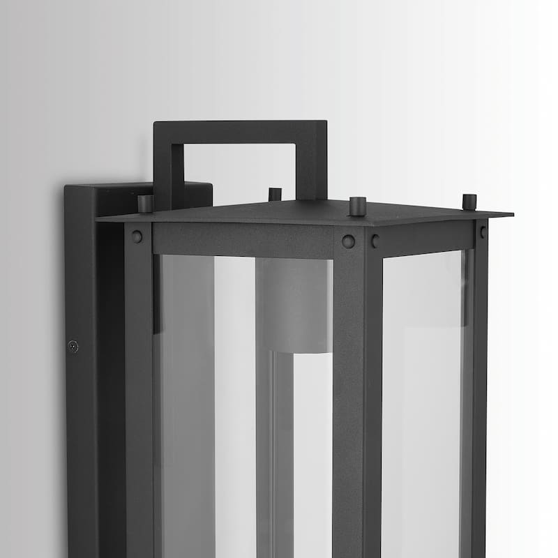 Hunt 1-light Black Outdoor LED Wall Lantern