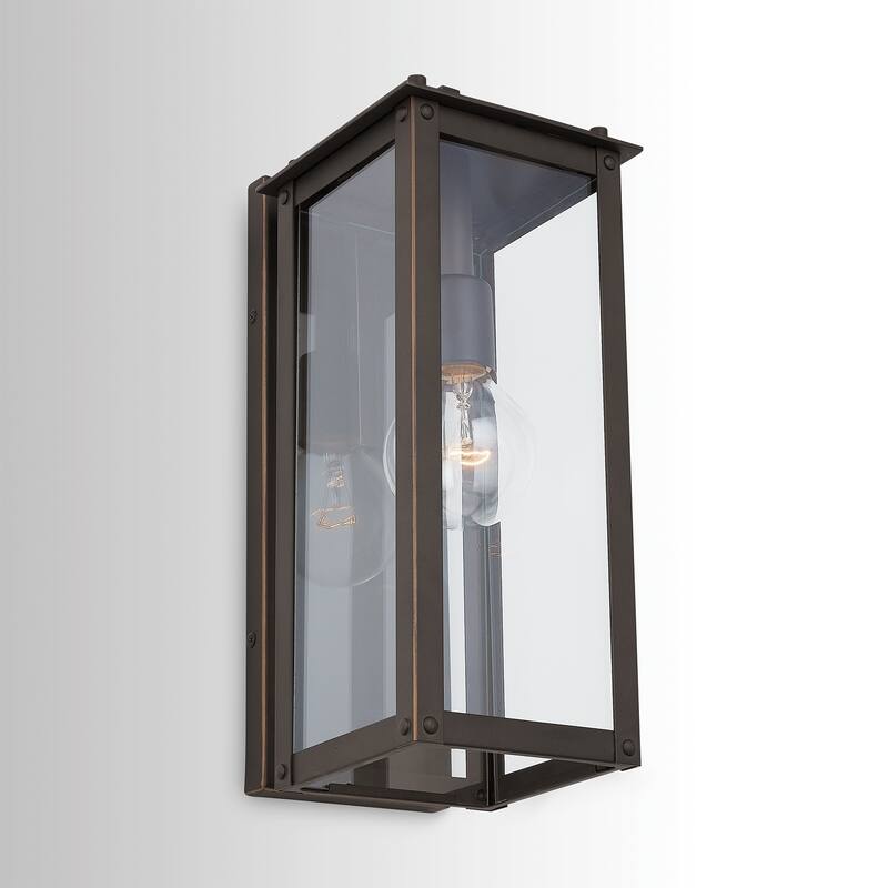 Hunt 1-light Oiled Bronze Outdoor Wall Lantern
