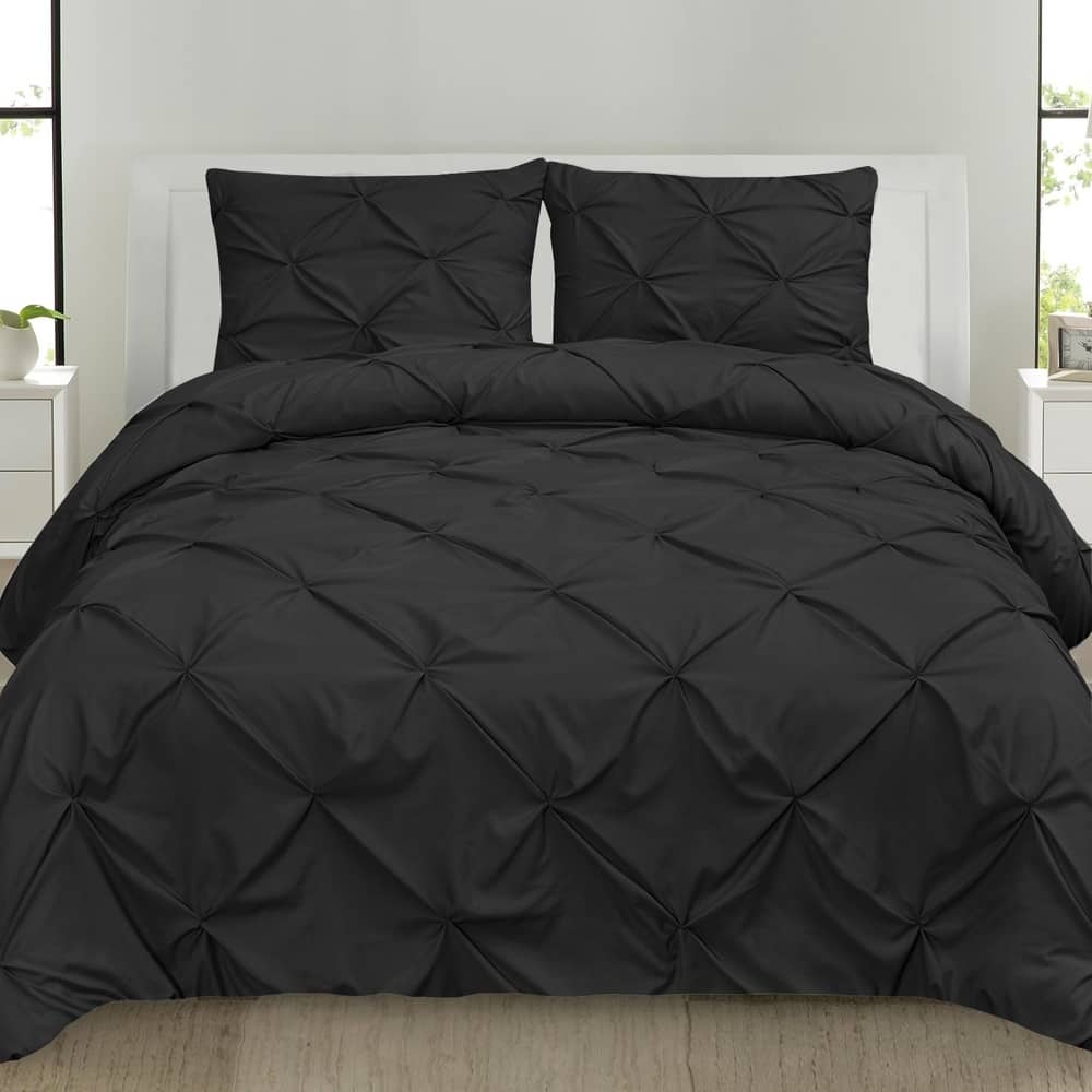 Porch & Den Chinook Pinch Pleat 4-piece Duvet Cover and Insert Set