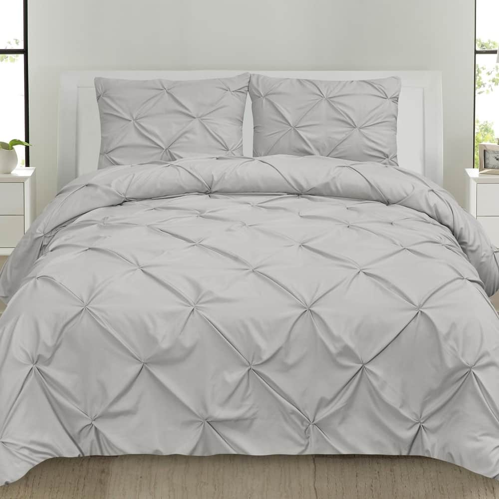 Porch & Den Chinook Pinch Pleat 4-piece Duvet Cover and Insert Set