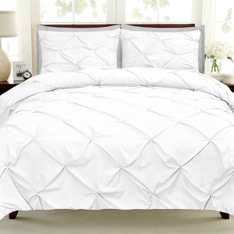Porch & Den Chinook Luxury Pinch Pleat Pintuck 9-piece Bed-In-a-Bag