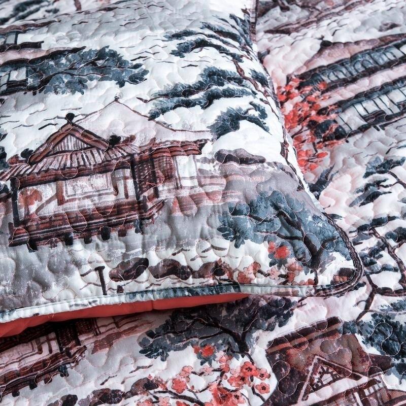 3 Piece Vintage Tokyo Motif Quilt Set by HULALA HOME