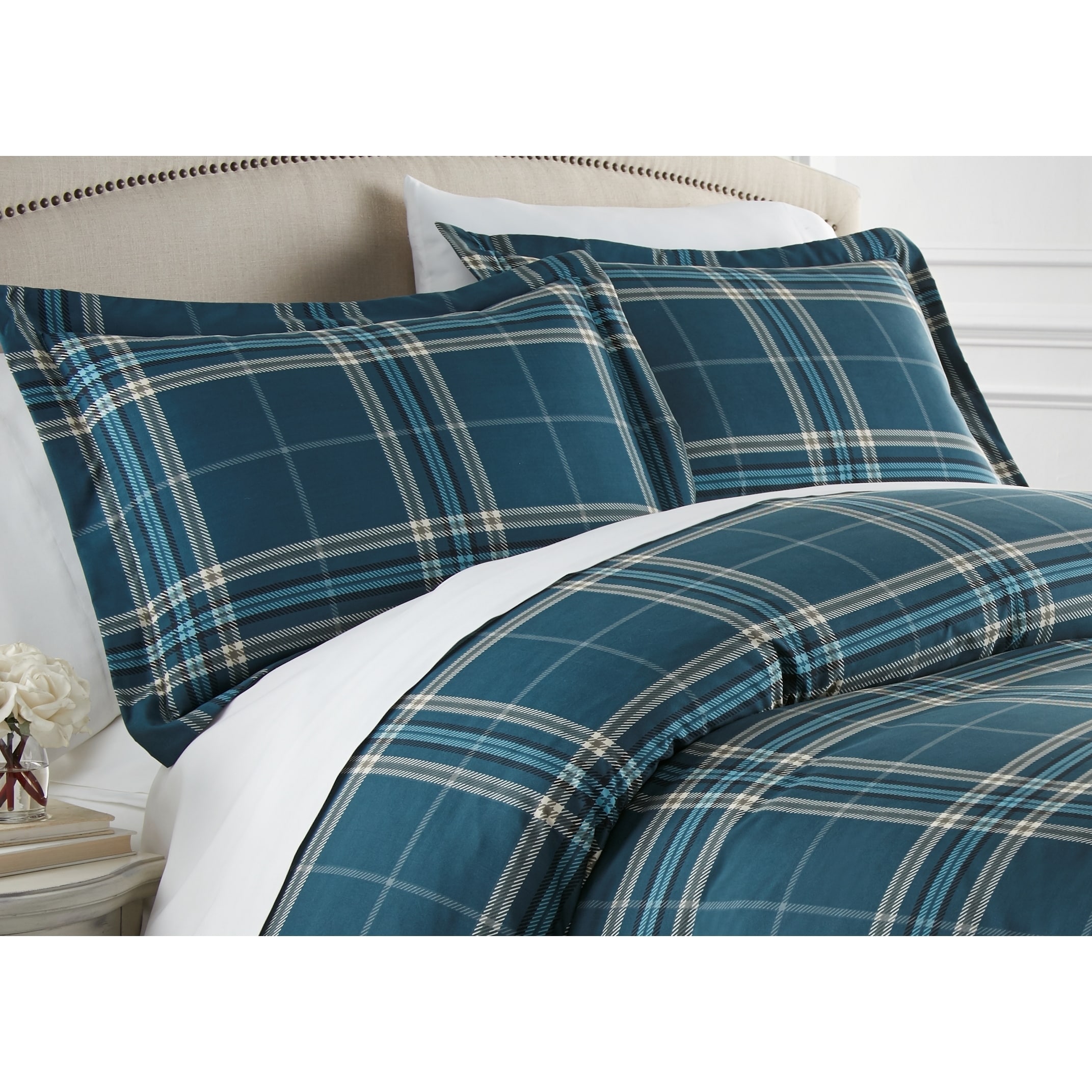 Shop Vilano Ultra Soft Plaid 3 Piece Duvet Cover And Sham Set On