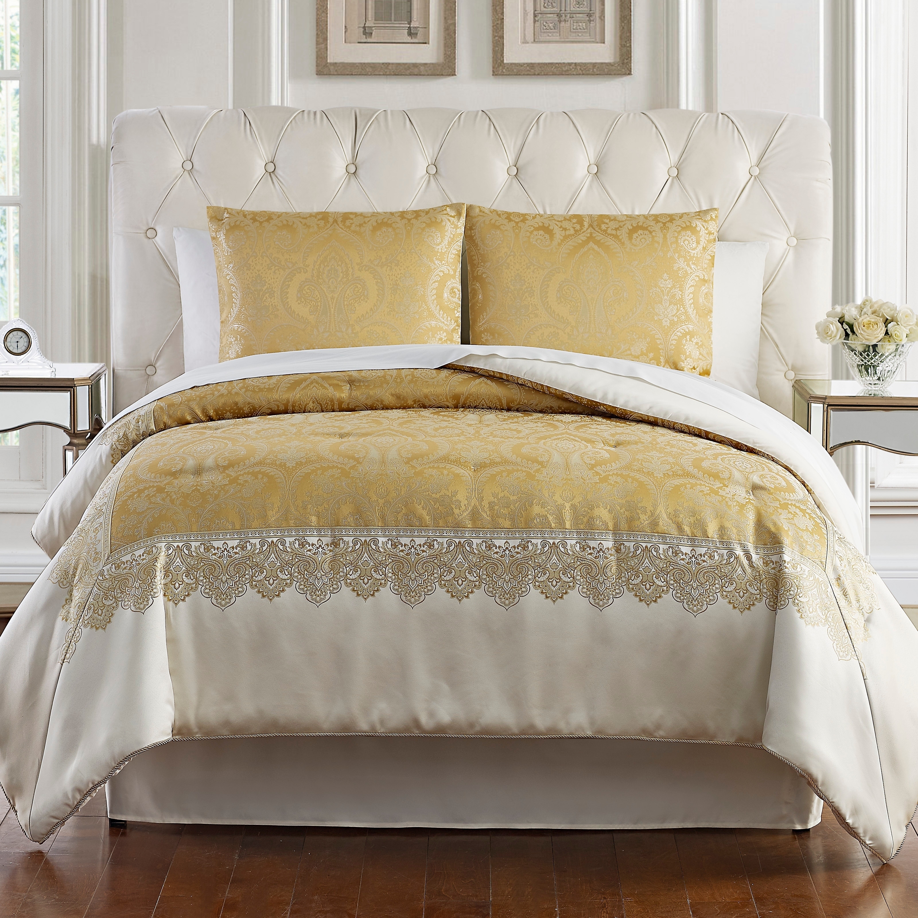 Shop Marquis By Waterford Russell Square 4pc Comforter Set On