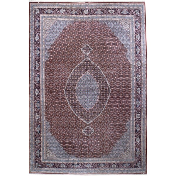 Vintage Oriental, Handknotted Wool Rug - 9'7'' x 14'1''/10' x 14'