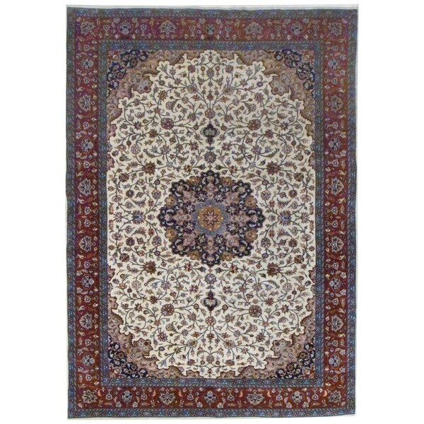 Vintage Oriental, Handknotted Wool Rug - 6'1'' x 8'8''/6' x 9'