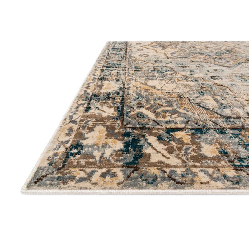 Alexander Home Karla Traditional Area Rug
