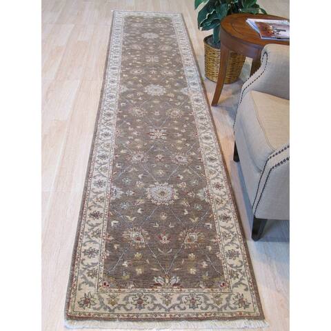 Brown Hand-knotted Wool Traditional Agra Rug - 2' 7 x 11'10
