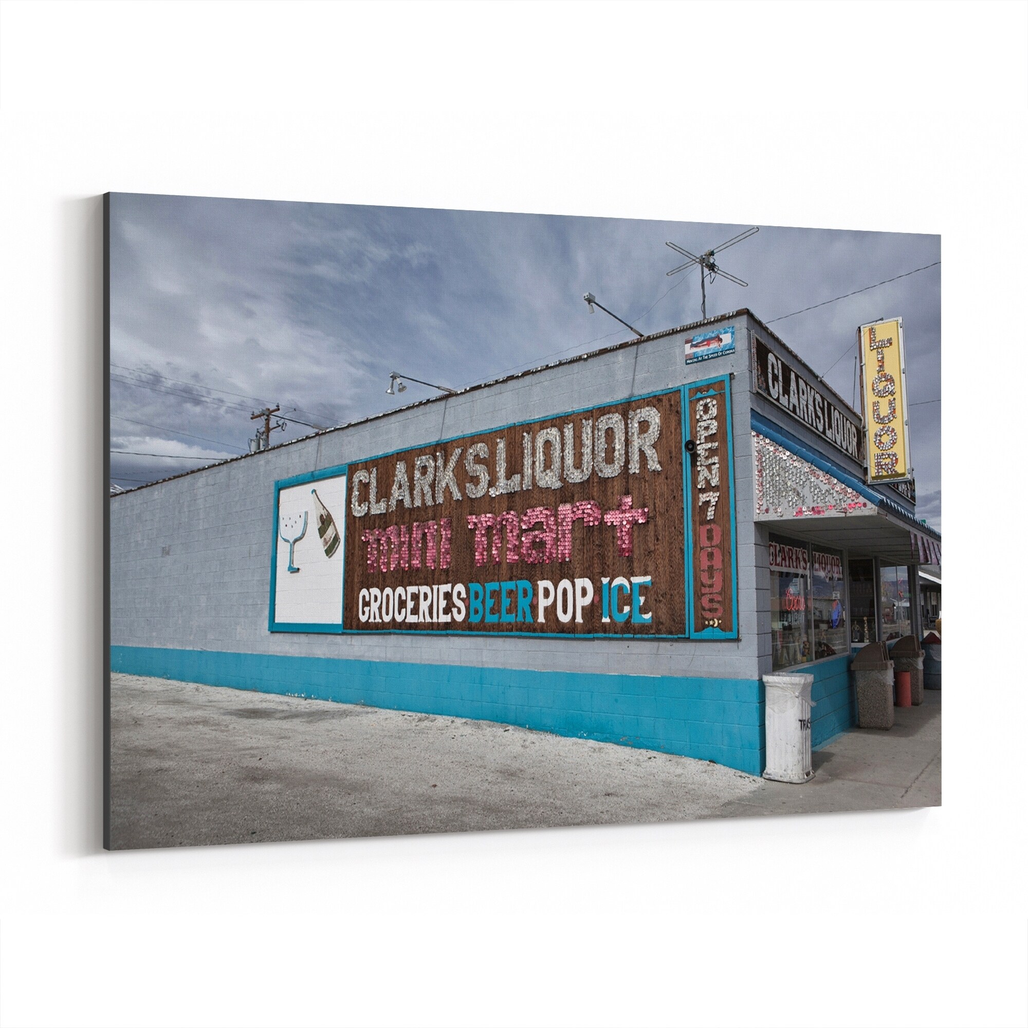 Shop Noir Gallery Liquor Store Vintage Sign Nevada Canvas Wall Art Print Overstock 28722134