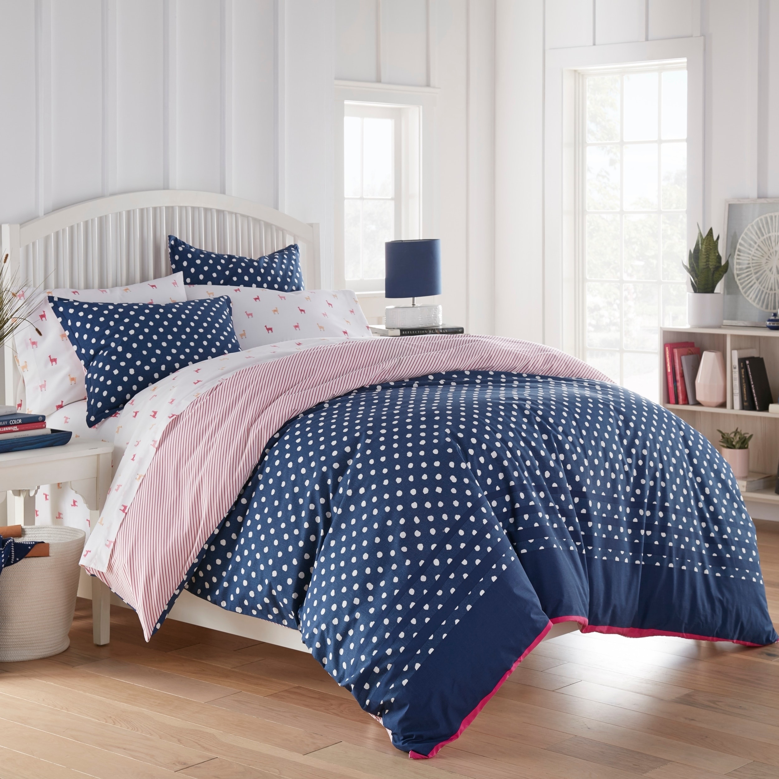 Shop Poppy Fritz Yvie Navy Duvet Cover Set On Sale Free