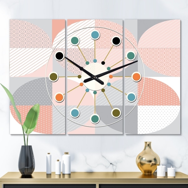 Designart 'Round geometric textured pattern' Oversized Mid-Century wall clock - 3 Panels - 36 in. wide x 28 in. high - 3 Panels