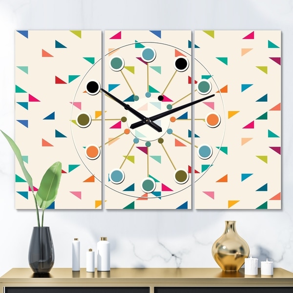 Designart 'Abstract Triangular Retro Pattern I' Oversized Mid-Century wall clock - 3 Panels