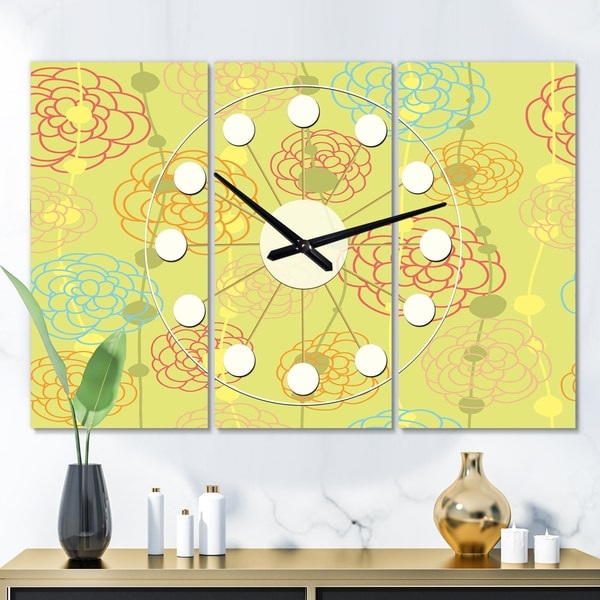 Designart 'Retro Handdrawn Flowers On Green Background' Oversized Mid-Century wall clock - 3 Panels
