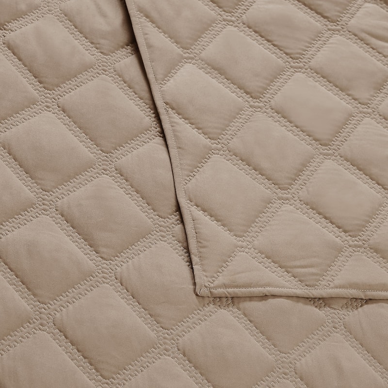 Porch & Den McKinney Diamond Puff Quilt Set