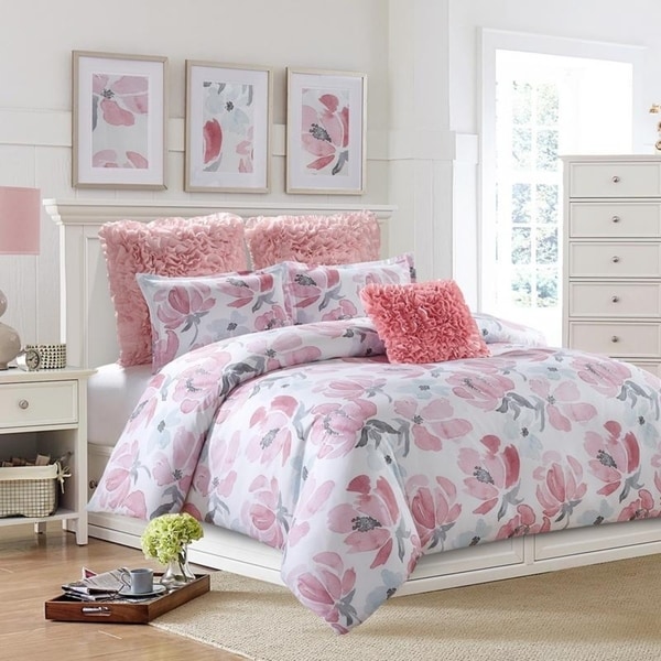 Soft Floral-Watercolor Comforter Set--Machine Washable - Includes 1 Comforter + 1 Sham- 1 Pillow -Twin. Opens flyout.
