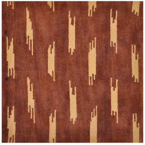 Handmade One-of-a-Kind Tibetan Wool Rug (India) - 2' x 2'