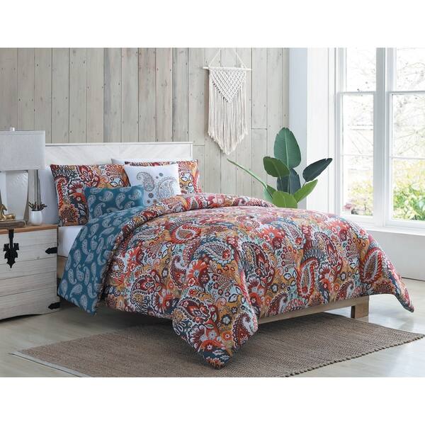 Shop Vcny Home Bree Reversible Red Paisley Duvet Cover Set On