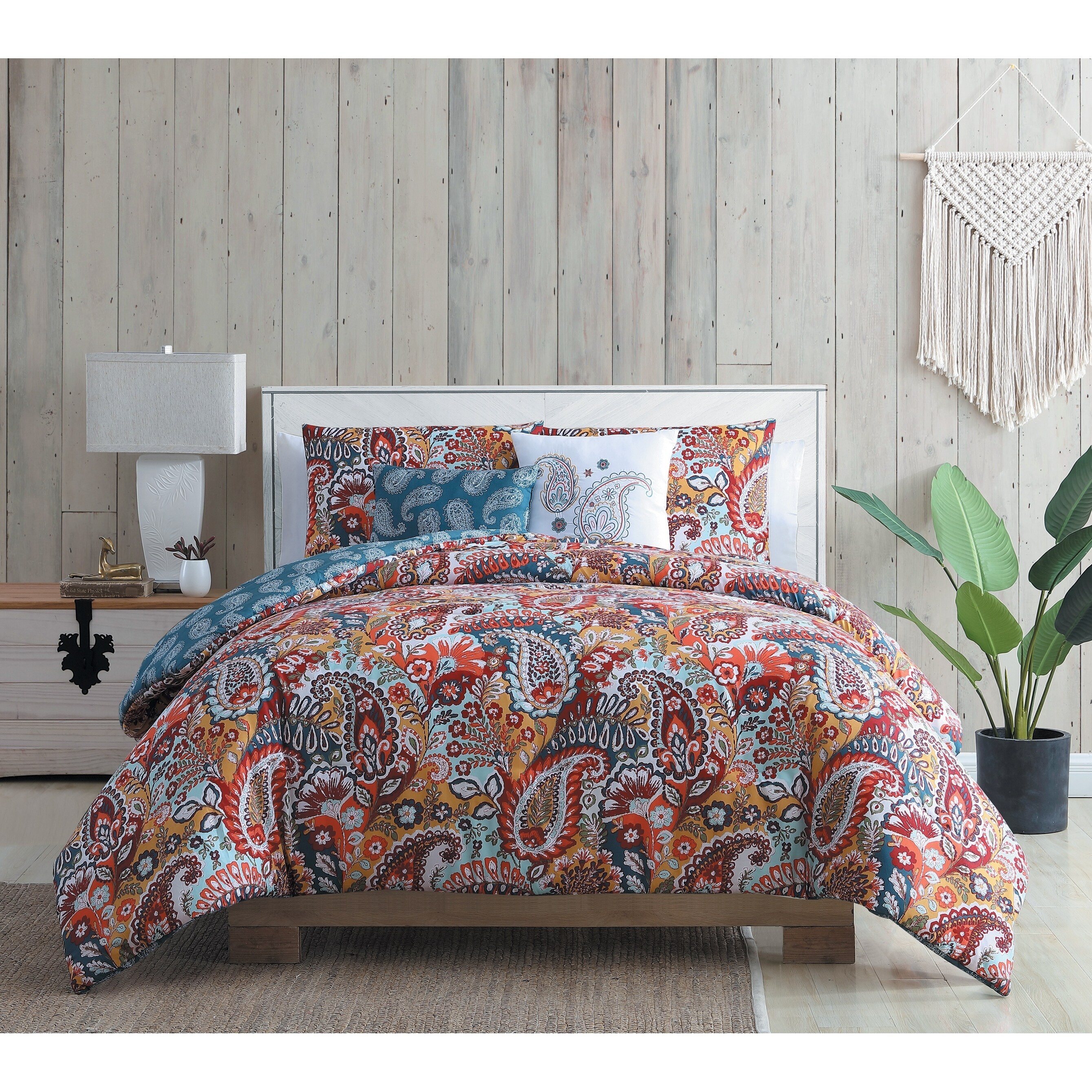Shop Vcny Home Bree Reversible Red Paisley Comforter Set On Sale
