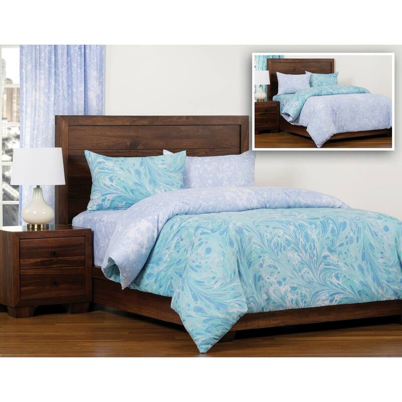 Siscovers Triton/ Blue Ice Reversible Luxury Duvet Cover and Insert Set