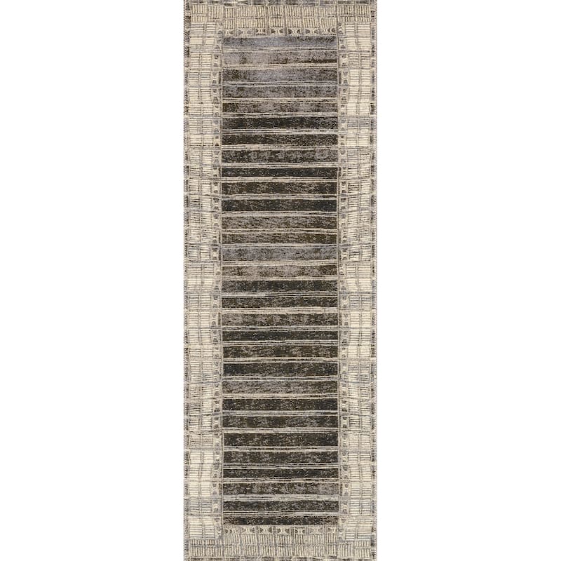 Alexander Home Armanda Tribal Inspired Indoor/ Outdoor Area Rug - 2'5" x 7'8" - Charcoal/ Ivory