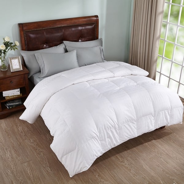 Shop Peace Nest All Season White Goose Down Comforter On Sale