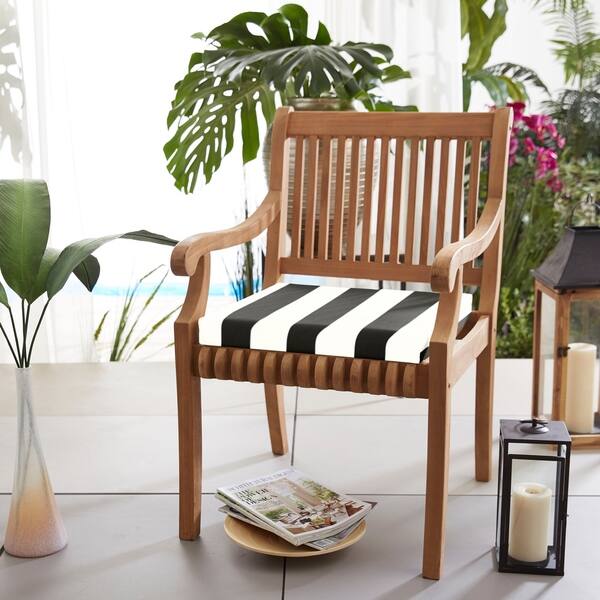 Shop Black Friday Deals On Sunbrella Black White Stripe Indoor Outdoor Chair Cushion 19 In W X 19 In D Overstock 28889981