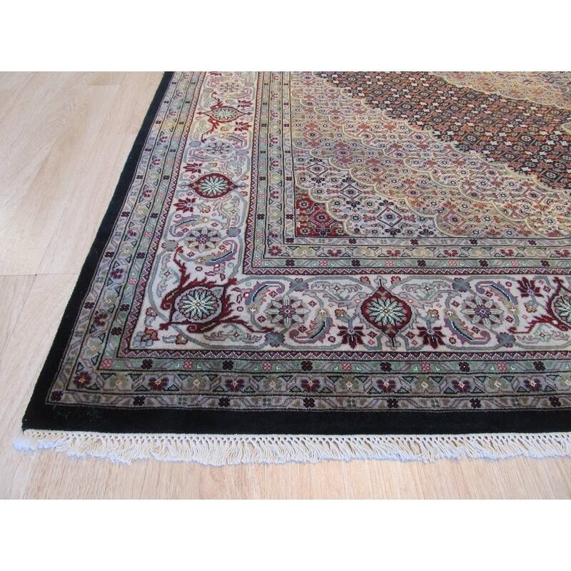 Black/ivory Hand-knotted Wool Traditional Mahi Rug - 8' x 10'