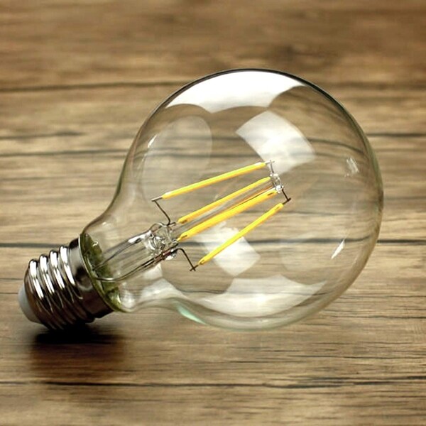 E26 Standard Base 6 Pack Led Filament Bulb 550 Lumens Clear Glass