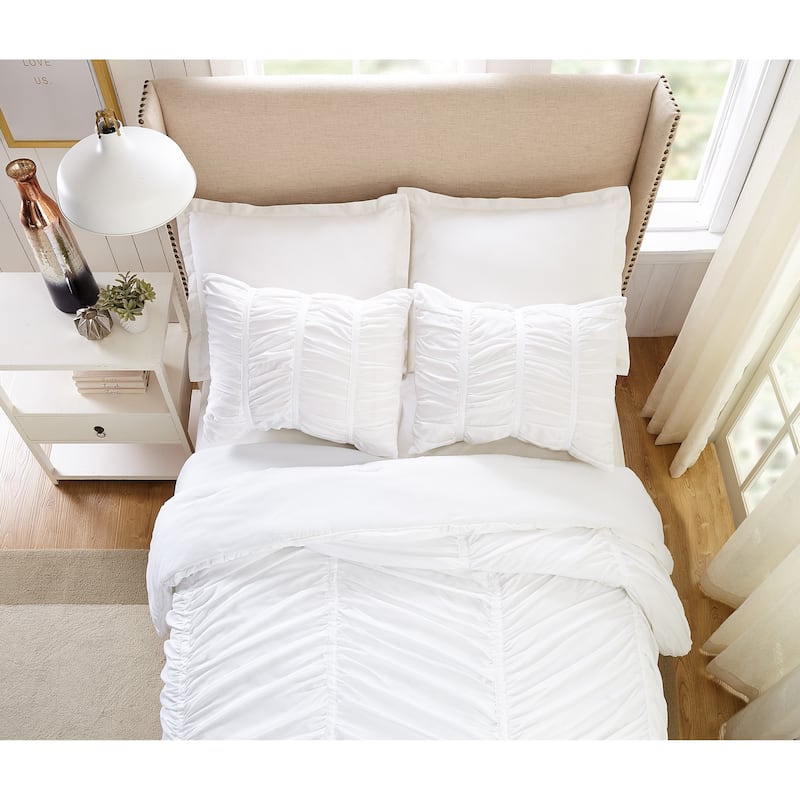 Porch & Den Pastern White Ruched Comforter Set