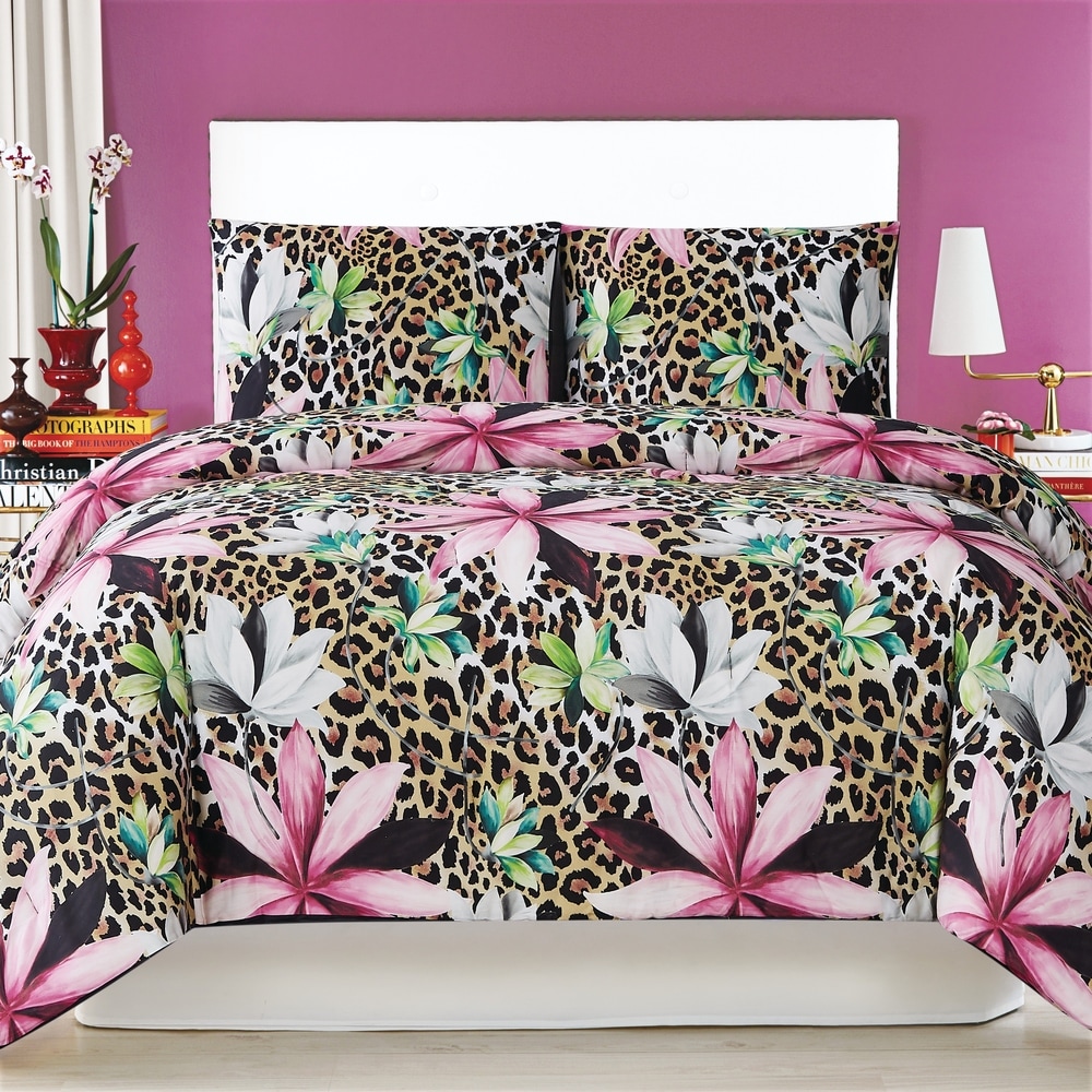 Pink Button, Nature Duvet Covers and Sets - Bed Bath & Beyond